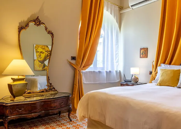 Magnolia * Giardini Naxos